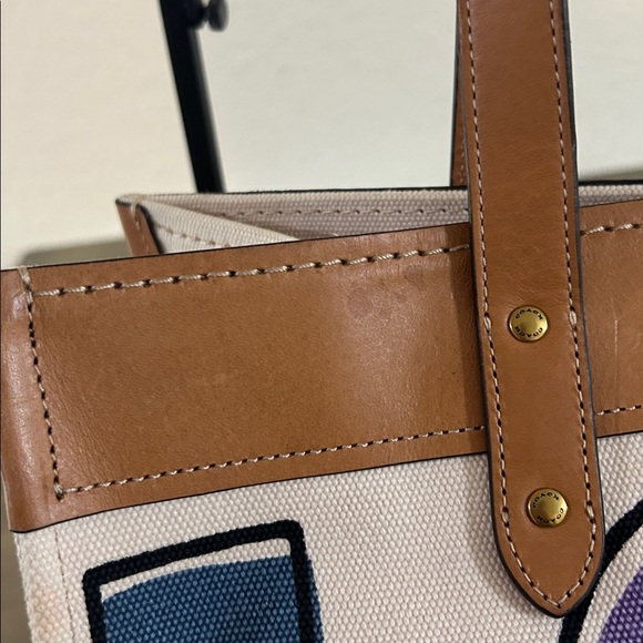 Coach 89236 Tote 38 With Love Print - Picture 10 of 17